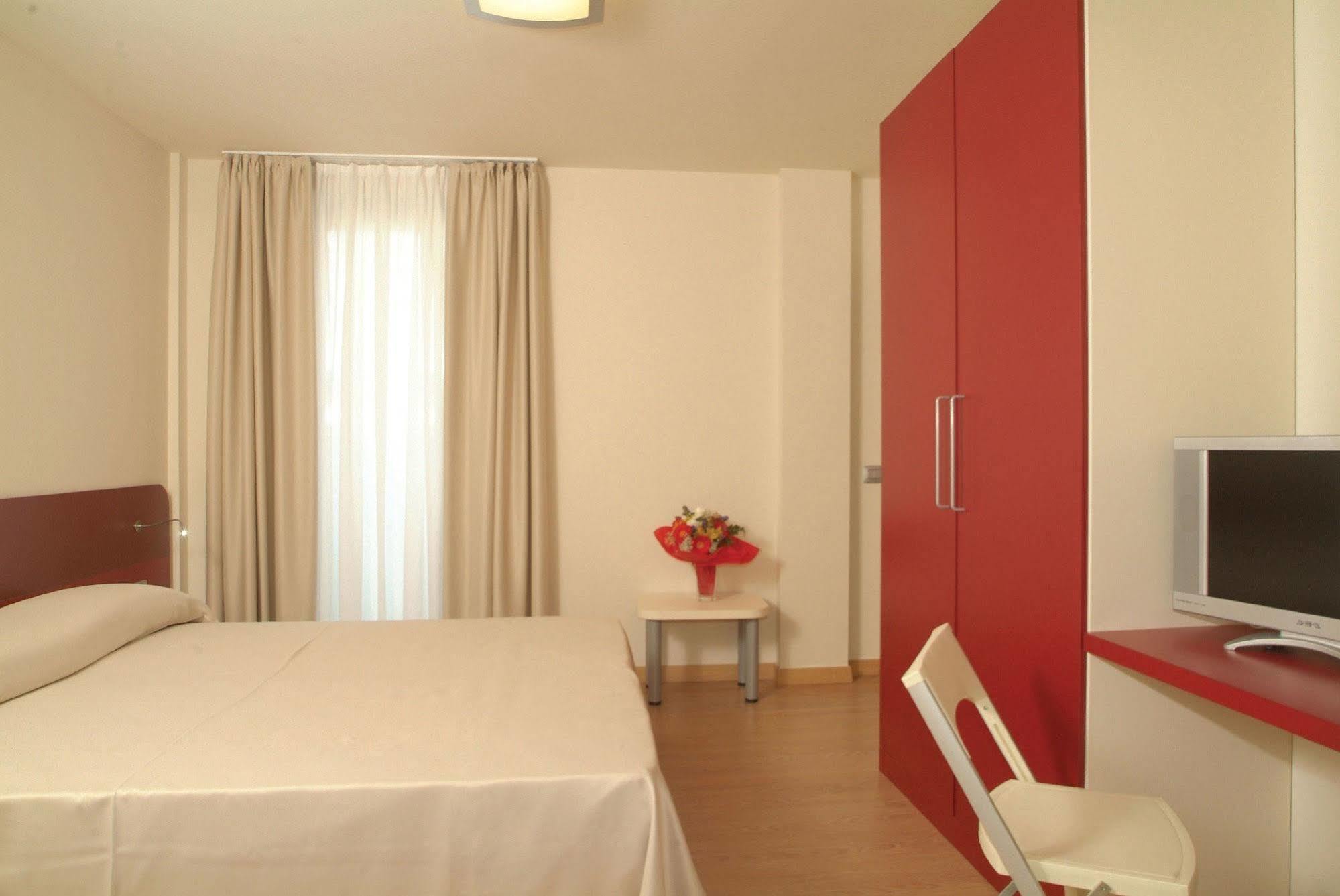 Hotel Pasha لينانو سابيادورو المظهر الخارجي الصورة