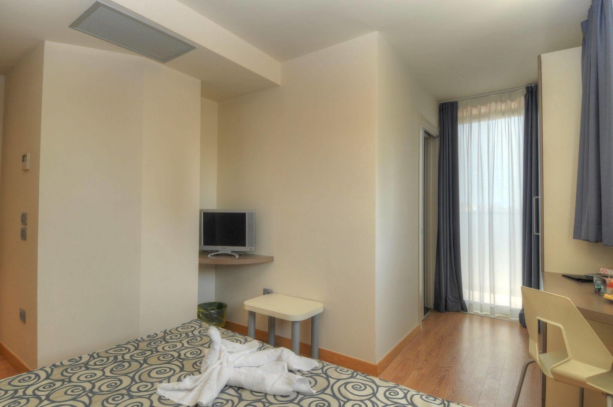 Hotel Pasha لينانو سابيادورو المظهر الخارجي الصورة